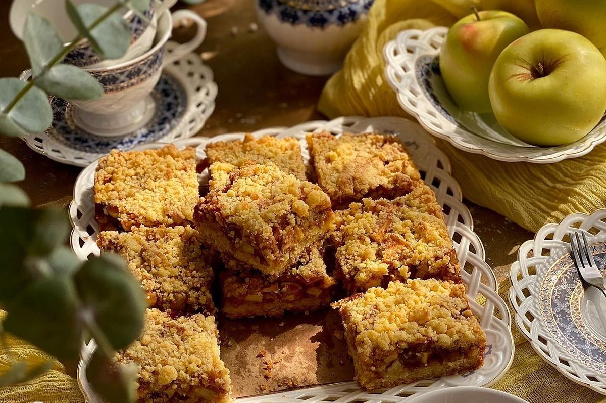 کرامبل سیب (Apple Crumble)